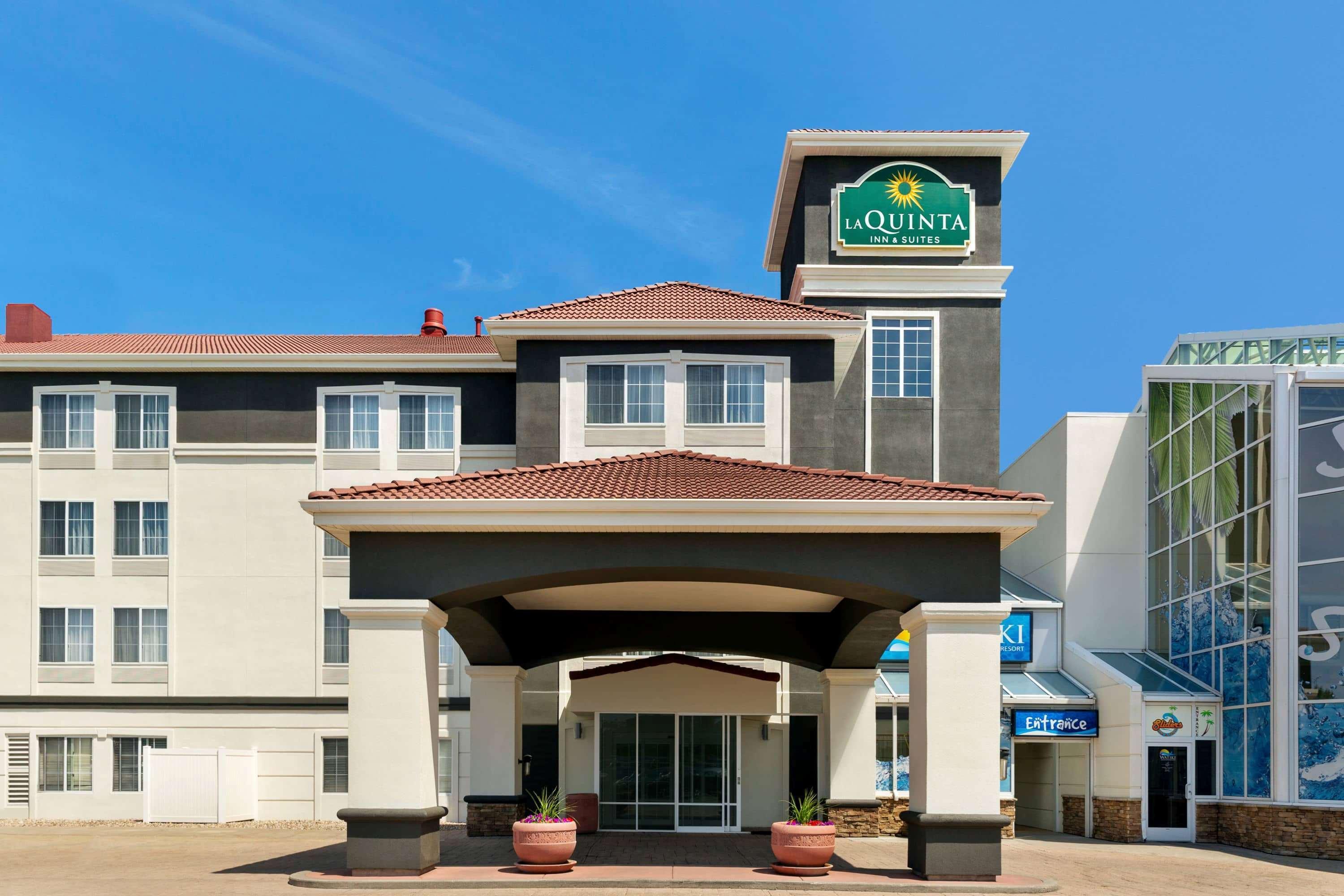 La Quinta Inn And Suites By Wyndham At Watiki Waterpark Rapid City Exterior foto