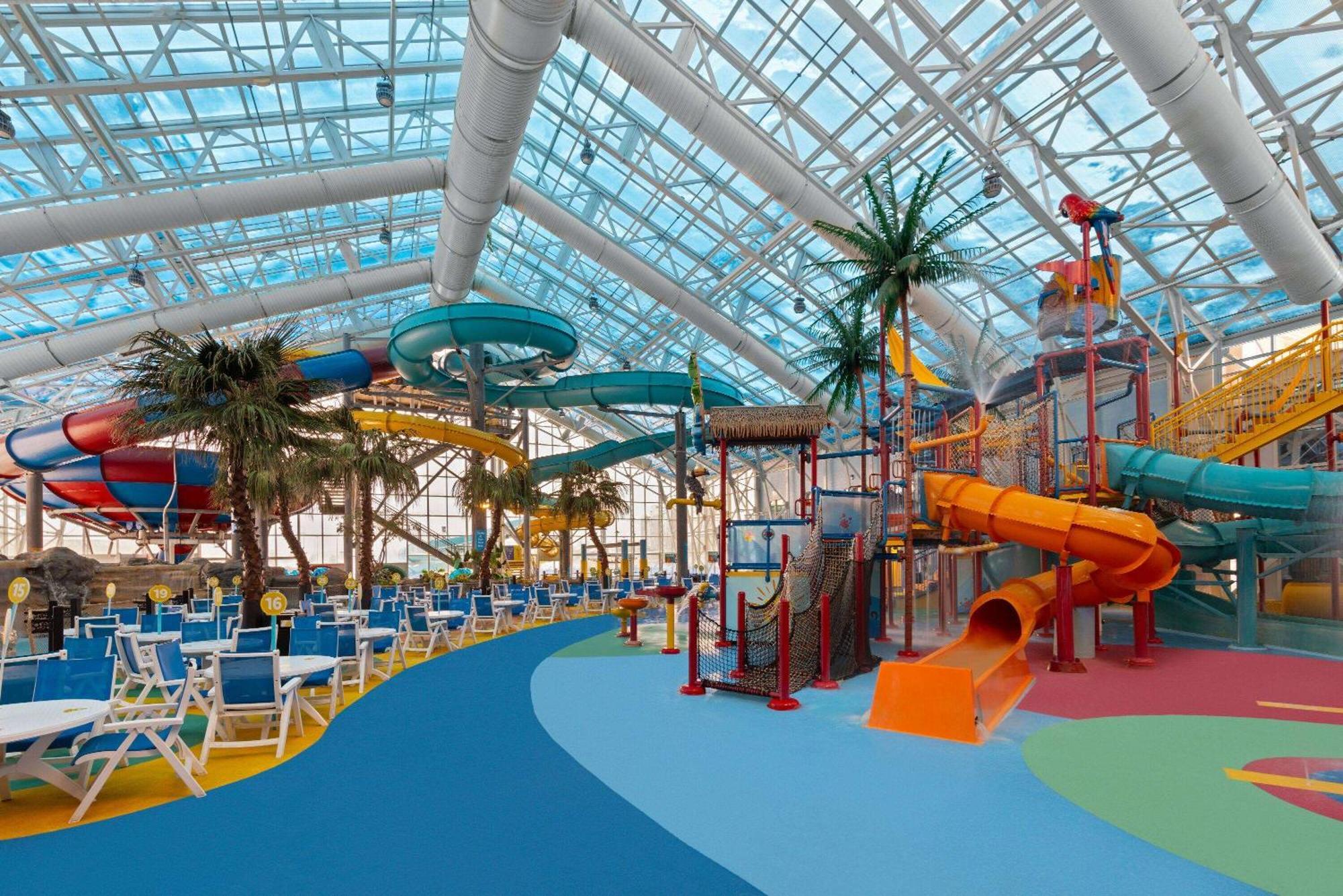 La Quinta Inn And Suites By Wyndham At Watiki Waterpark Rapid City Exterior foto