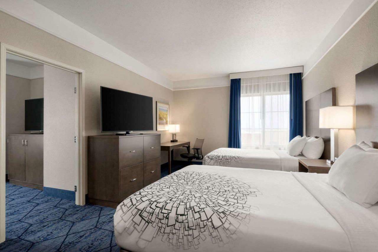 La Quinta Inn And Suites By Wyndham At Watiki Waterpark Rapid City Exterior foto